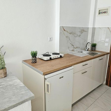 Villa Elena Ypsos Exteriör bild