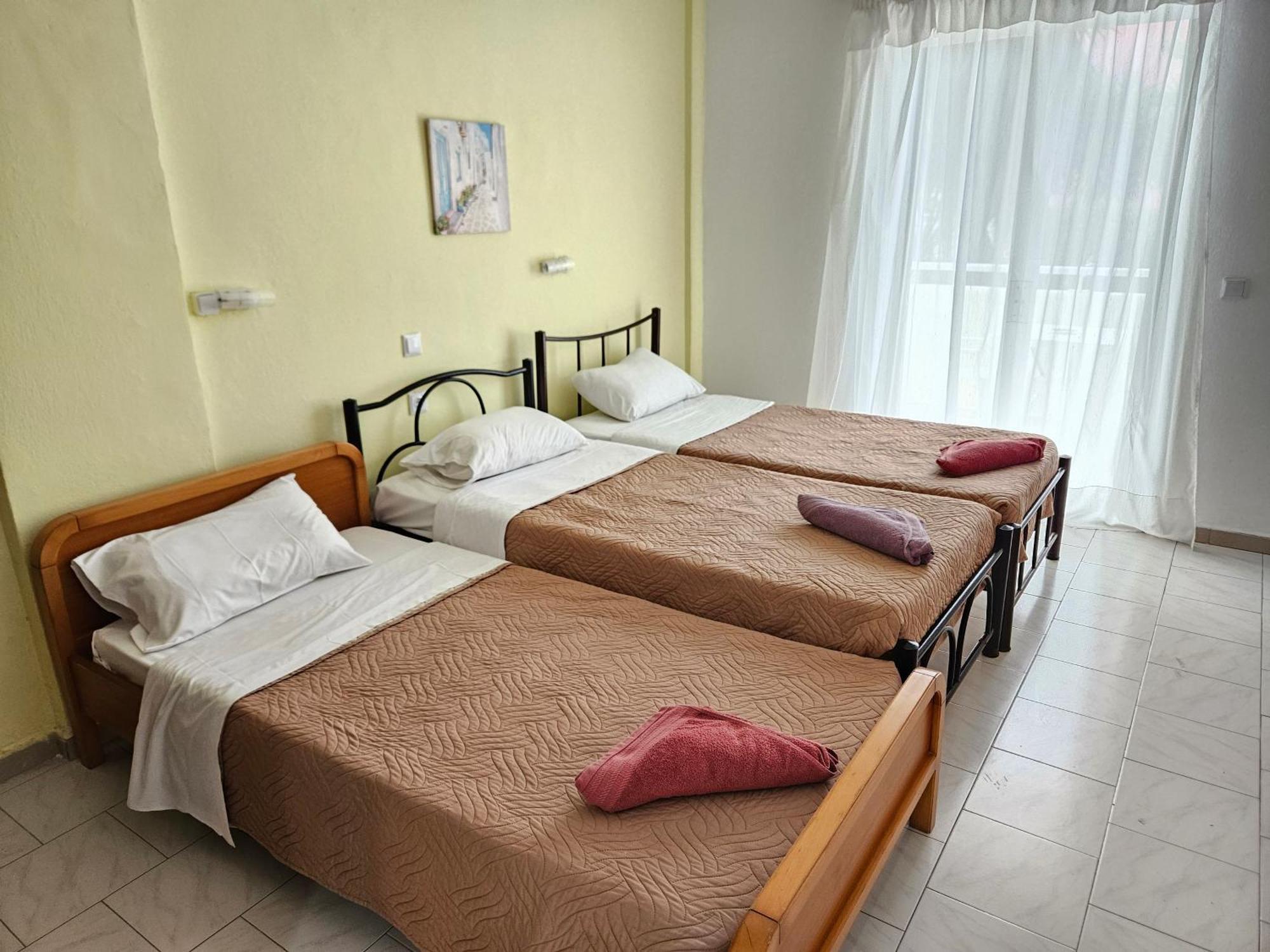 Villa Elena Ypsos Exteriör bild